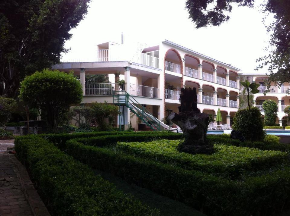 Hotel Plaza Venecia San Juan del Río Exteriér fotografie